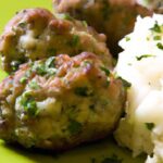 Mastering Lahmacun: The Ultimate Turkish Meat Flatbread Recipe